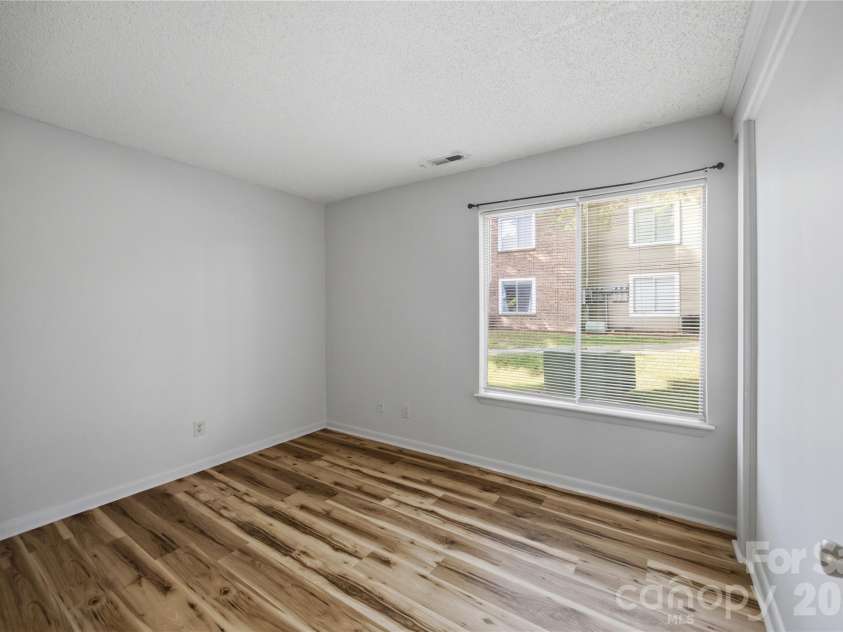 9505 University Terrace Drive, Charlotte, NC 28262.  MLS# CAR4401489, YatesRealty ID 35807. 