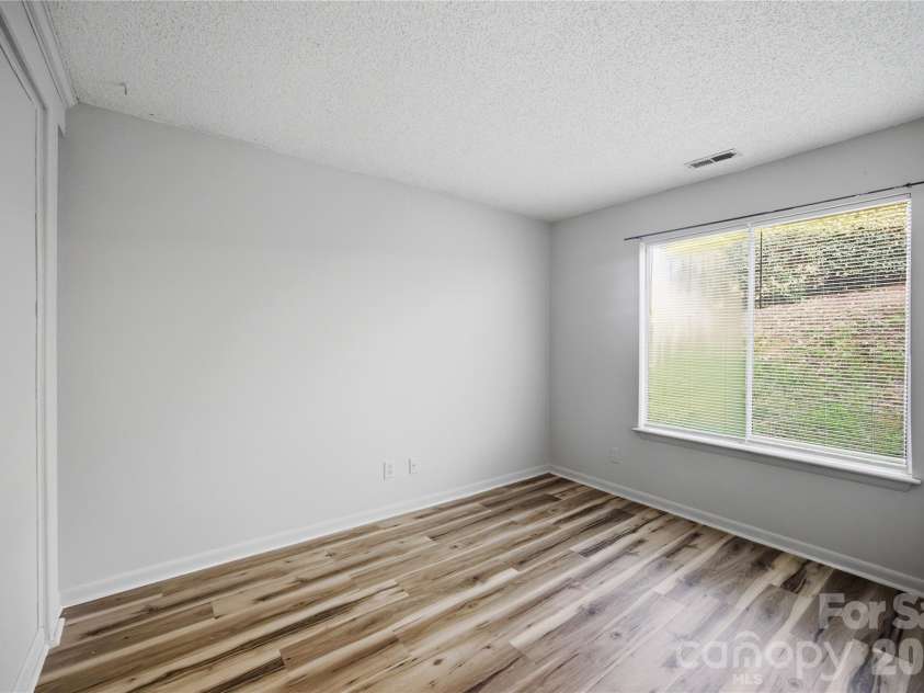 9505 University Terrace Drive, Charlotte, NC 28262.  MLS# CAR4401489, YatesRealty ID 35807. 