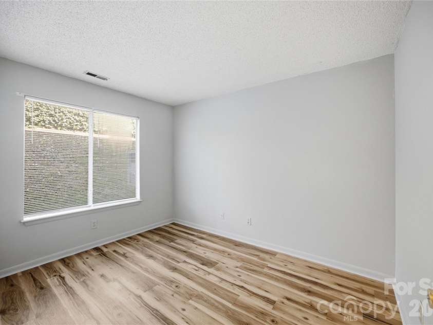 9505 University Terrace Drive, Charlotte, NC 28262.  MLS# CAR4401489, YatesRealty ID 35807. 