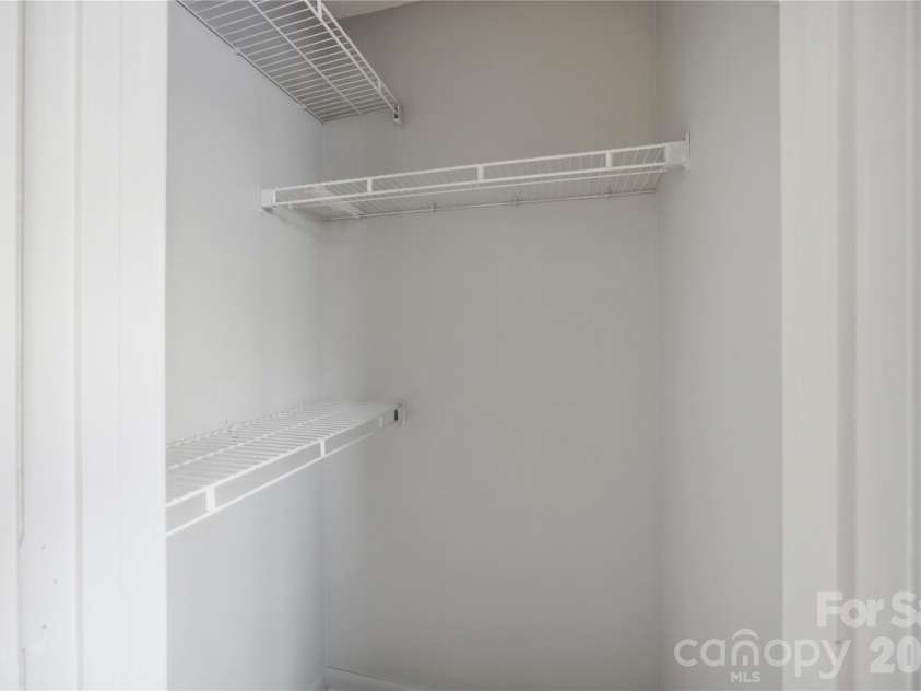 9505 University Terrace Drive, Charlotte, NC 28262.  MLS# CAR4401489, YatesRealty ID 35807. 