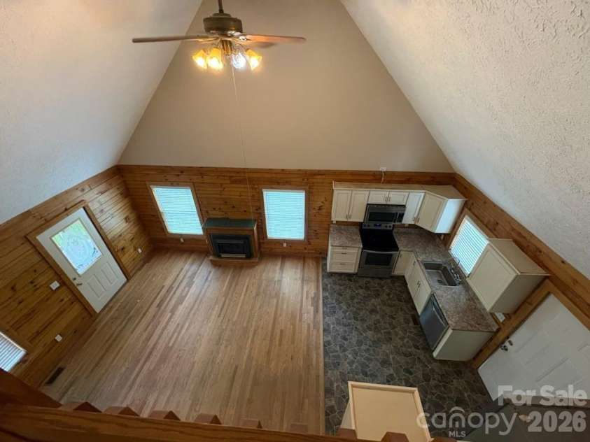9064 Wildflower Lane, Newland, NC 28657.  MLS# CAR4386055, YatesRealty ID 35809. 