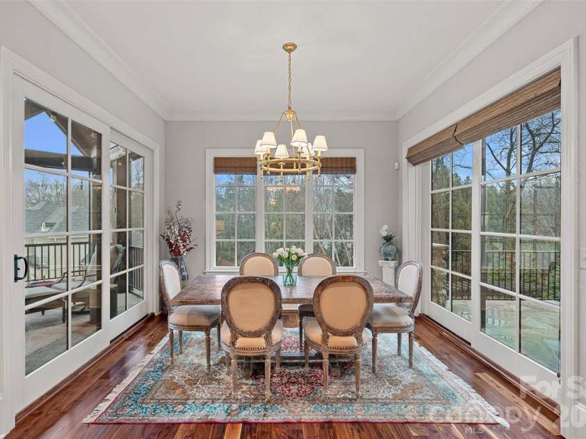 5727 Challisford Lane, Charlotte, NC 28226.  MLS# CAR4350197, YatesRealty ID 3581. 