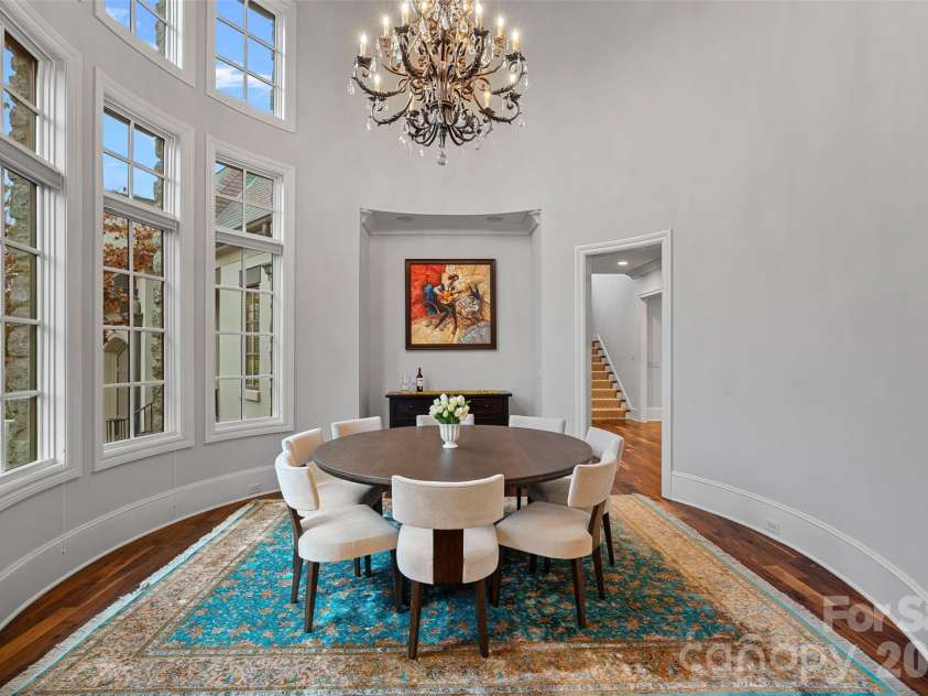5727 Challisford Lane, Charlotte, NC 28226.  MLS# CAR4350197, YatesRealty ID 3581. 