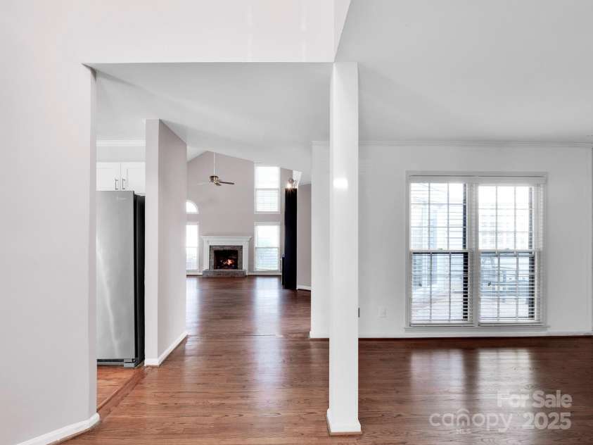 6200 Summertree Lane, Charlotte, NC 28226.  MLS# CAR4233267, YatesRealty ID 3581. 