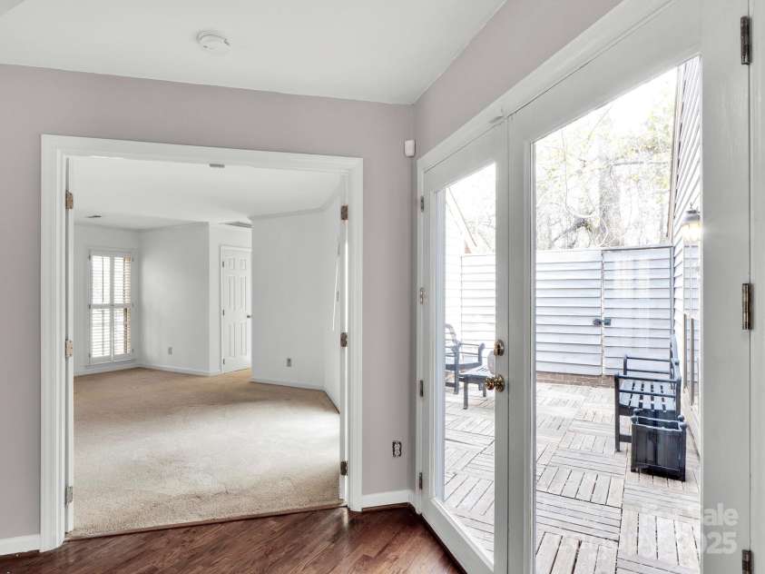 6200 Summertree Lane, Charlotte, NC 28226.  MLS# CAR4233267, YatesRealty ID 3581. 