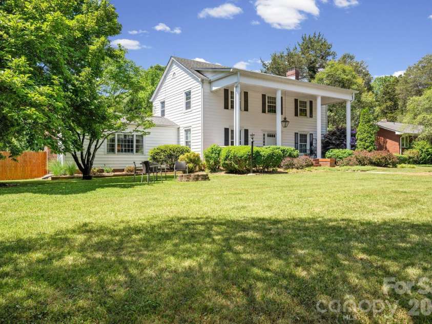 2403 Innes Street, Salisbury, NC 28146.  MLS# CAR4377227, YatesRealty ID 35810. 