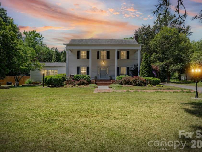 2403 Innes Street, Salisbury, NC 28146.  MLS# CAR4377227, YatesRealty ID 35810. 