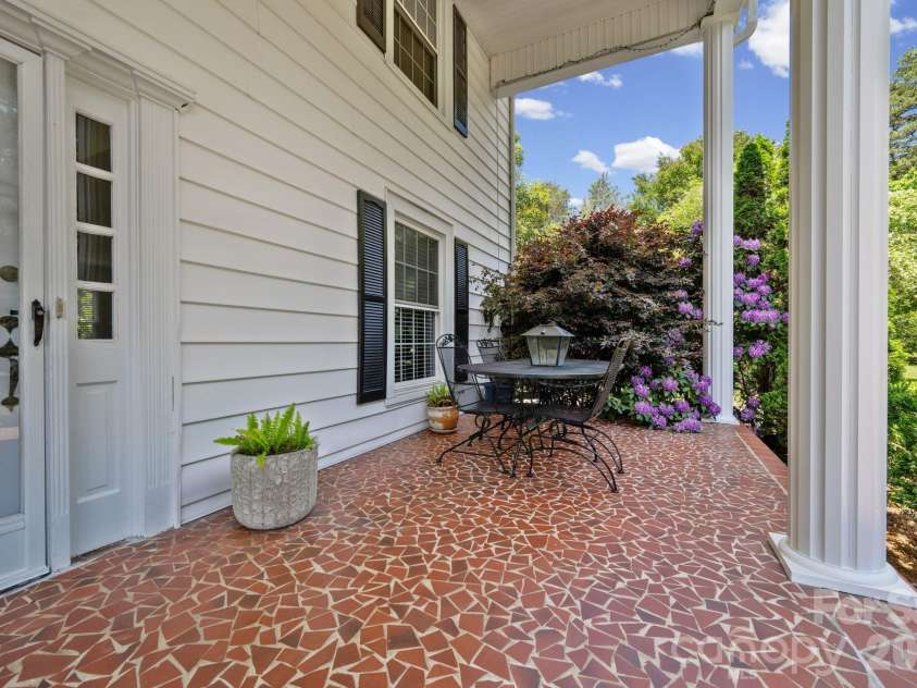 2403 Innes Street, Salisbury, NC 28146.  MLS# CAR4377227, YatesRealty ID 35810. 