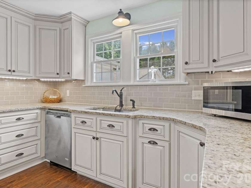 2403 Innes Street, Salisbury, NC 28146.  MLS# CAR4377227, YatesRealty ID 35810. 