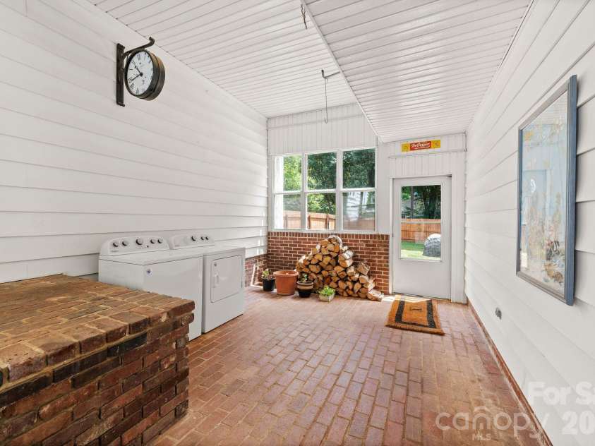 2403 Innes Street, Salisbury, NC 28146.  MLS# CAR4377227, YatesRealty ID 35810. 