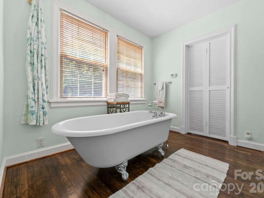 2403 Innes Street, Salisbury, NC 28146.  MLS# CAR4377227, YatesRealty ID 35810. 