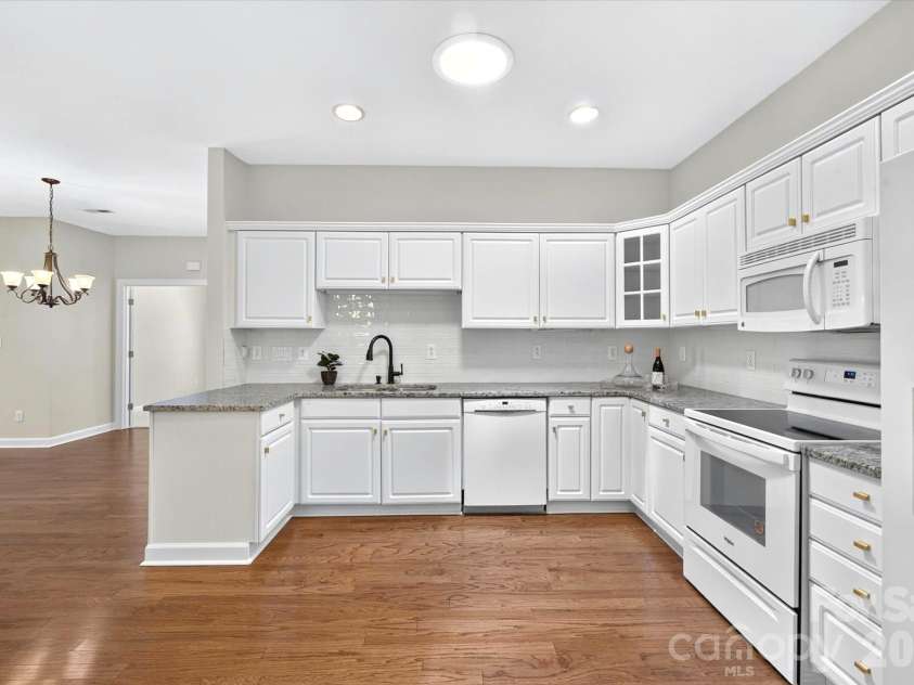8363 Olde Troon Drive, Charlotte, NC 28277.  MLS# CAR4399432, YatesRealty ID 35812. 