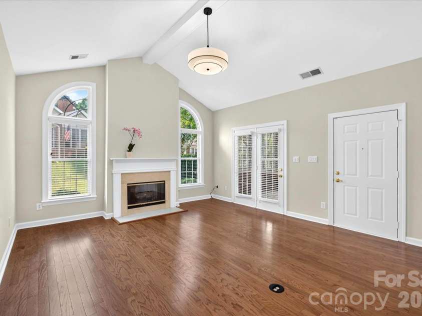 8363 Olde Troon Drive, Charlotte, NC 28277.  MLS# CAR4399432, YatesRealty ID 35812. 