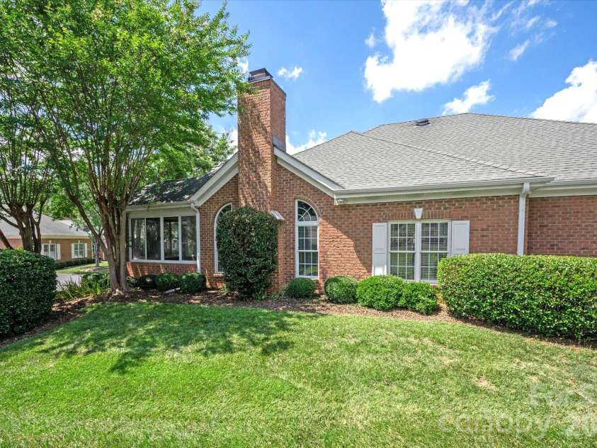 8363 Olde Troon Drive, Charlotte, NC 28277.  MLS# CAR4399432, YatesRealty ID 35812. 