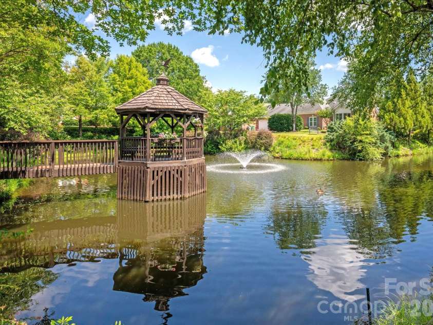 8363 Olde Troon Drive, Charlotte, NC 28277.  MLS# CAR4399432, YatesRealty ID 35812. 