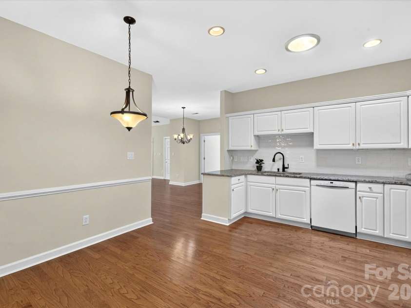 8363 Olde Troon Drive, Charlotte, NC 28277.  MLS# CAR4399432, YatesRealty ID 35812. 