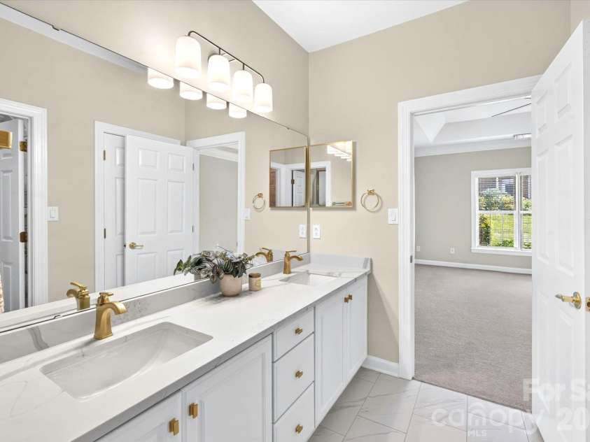 8363 Olde Troon Drive, Charlotte, NC 28277.  MLS# CAR4399432, YatesRealty ID 35812. 