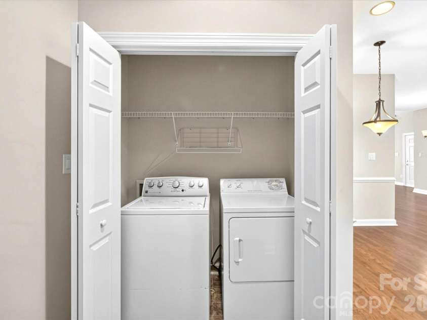 8363 Olde Troon Drive, Charlotte, NC 28277.  MLS# CAR4399432, YatesRealty ID 35812. 
