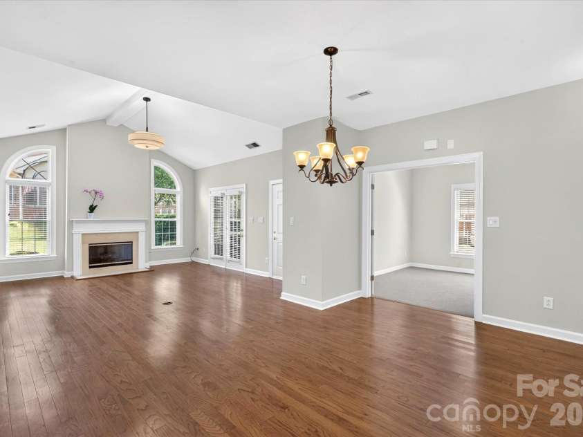 8363 Olde Troon Drive, Charlotte, NC 28277.  MLS# CAR4399432, YatesRealty ID 35812. Fresh paint throughout