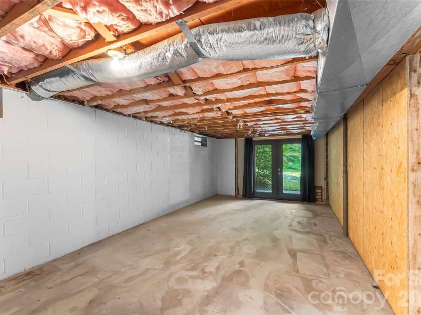 215 Fork River Road, Marion, NC 28752.  MLS# CAR4398837, YatesRealty ID 35813. 