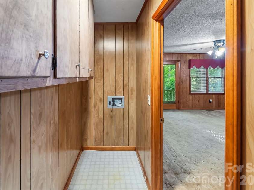 215 Fork River Road, Marion, NC 28752.  MLS# CAR4398837, YatesRealty ID 35813. Laundry closet