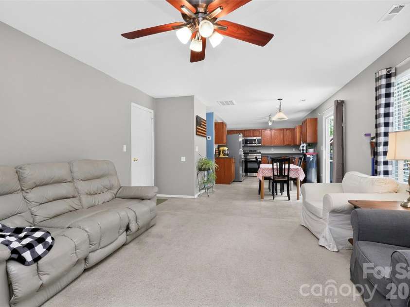 10825 Dry Stone Drive, Huntersville, NC 28078.  MLS# CAR4393847, YatesRealty ID 35814. 