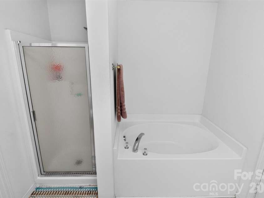 10825 Dry Stone Drive, Huntersville, NC 28078.  MLS# CAR4393847, YatesRealty ID 35814. 