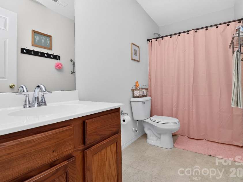 10825 Dry Stone Drive, Huntersville, NC 28078.  MLS# CAR4393847, YatesRealty ID 35814. 