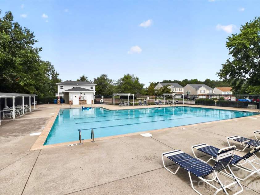 10825 Dry Stone Drive, Huntersville, NC 28078.  MLS# CAR4393847, YatesRealty ID 35814. Community Pool
