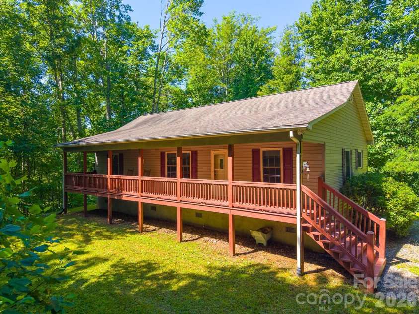 2916 Blanton Branch Road, Sylva, NC 28779.  MLS# CAR4401221, YatesRealty ID 35816. 