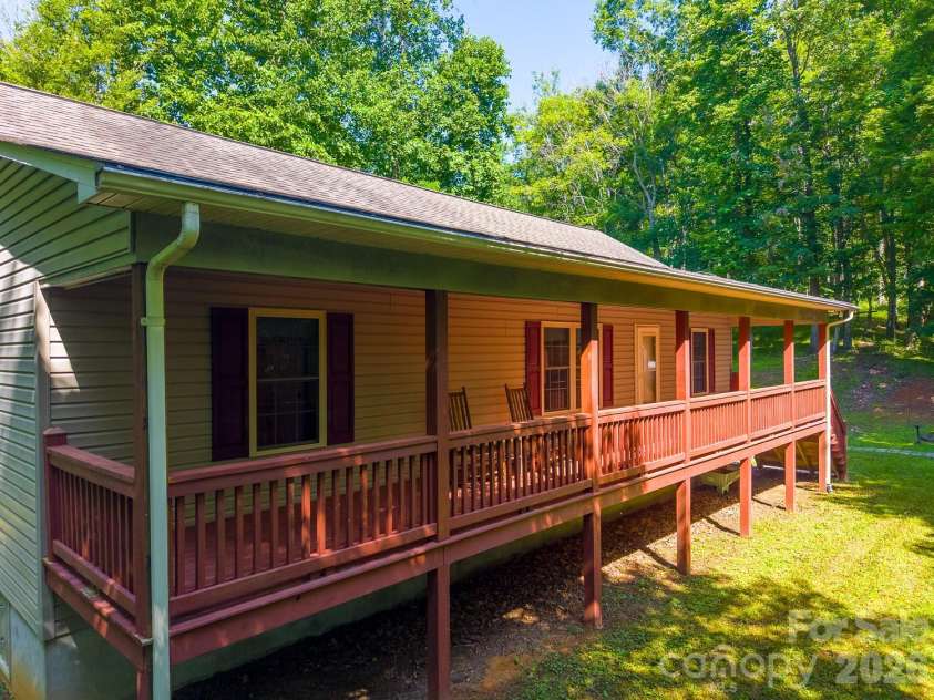 2916 Blanton Branch Road, Sylva, NC 28779.  MLS# CAR4401221, YatesRealty ID 35816. 