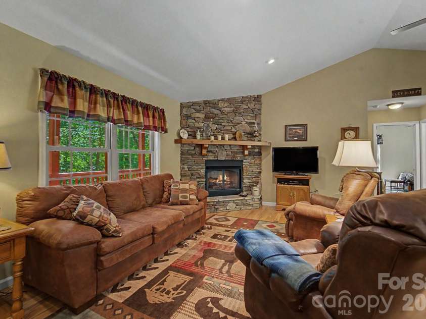 2916 Blanton Branch Road, Sylva, NC 28779.  MLS# CAR4401221, YatesRealty ID 35816. 