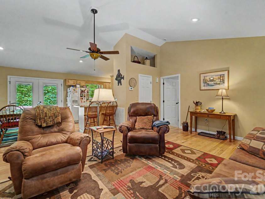 2916 Blanton Branch Road, Sylva, NC 28779.  MLS# CAR4401221, YatesRealty ID 35816. 