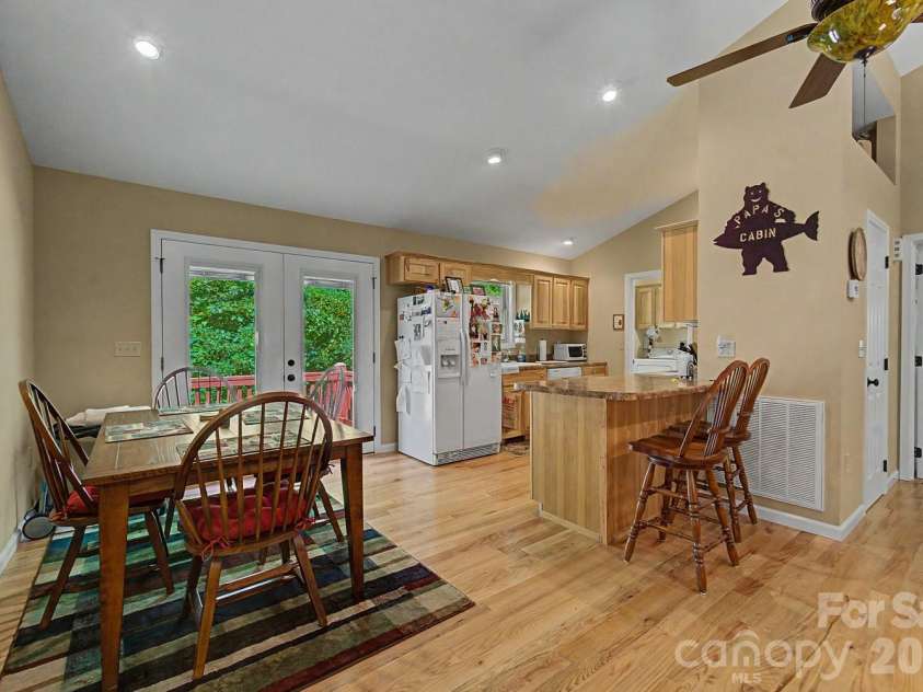 2916 Blanton Branch Road, Sylva, NC 28779.  MLS# CAR4401221, YatesRealty ID 35816. 