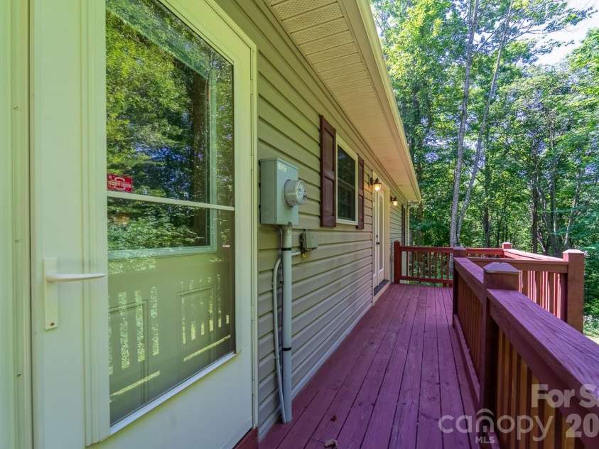 2916 Blanton Branch Road, Sylva, NC 28779.  MLS# CAR4401221, YatesRealty ID 35816. 