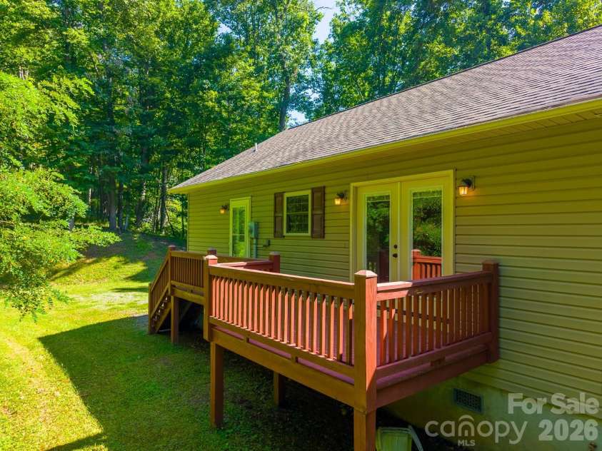 2916 Blanton Branch Road, Sylva, NC 28779.  MLS# CAR4401221, YatesRealty ID 35816. 