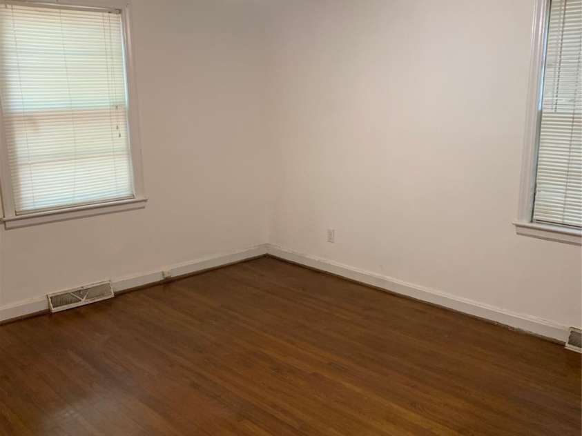 2336 Markham Court, Charlotte, NC 28205.  MLS# CAR4400756, YatesRealty ID 35817. 