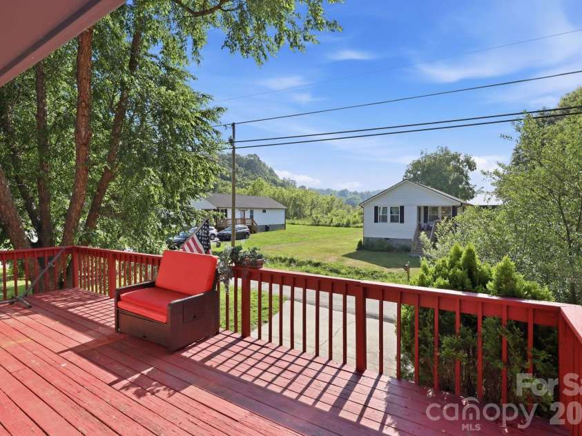 65 Spencer Street, Clyde, NC 28721.  MLS# CAR4391971, YatesRealty ID 35818. 