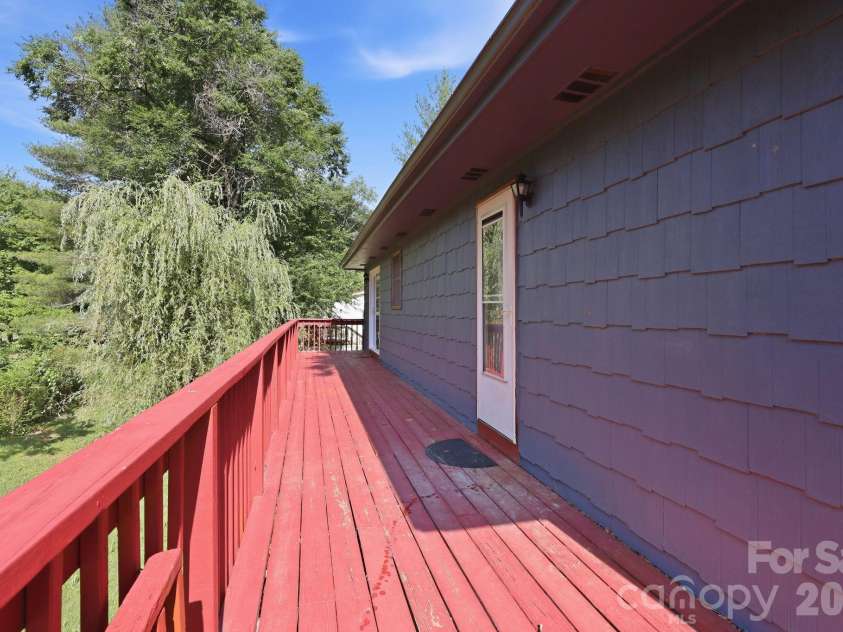 65 Spencer Street, Clyde, NC 28721.  MLS# CAR4391971, YatesRealty ID 35818. 