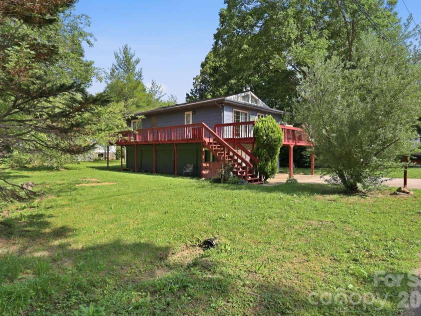 65 Spencer Street, Clyde, NC 28721.  MLS# CAR4391971, YatesRealty ID 35818. 