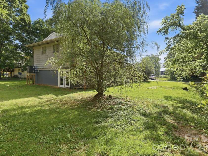 65 Spencer Street, Clyde, NC 28721.  MLS# CAR4391971, YatesRealty ID 35818. 