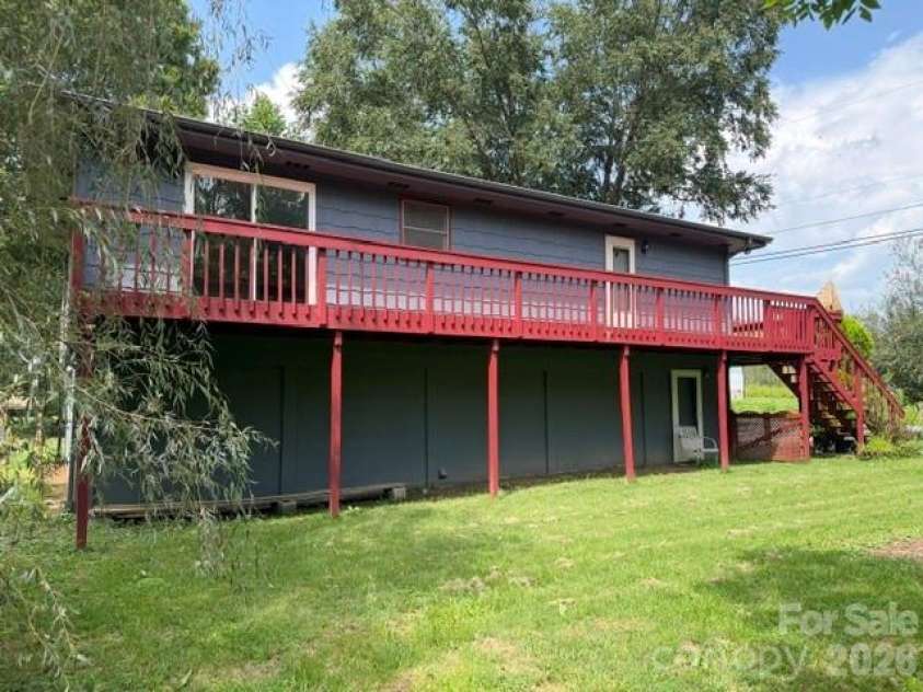 65 Spencer Street, Clyde, NC 28721.  MLS# CAR4415325, YatesRealty ID 35818. 