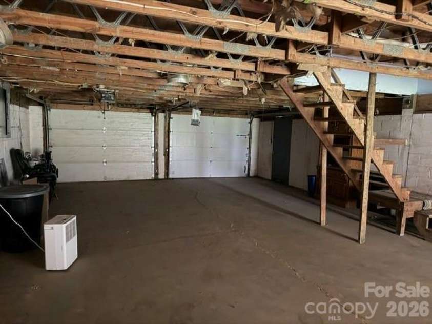 65 Spencer Street, Clyde, NC 28721.  MLS# CAR4415325, YatesRealty ID 35818. 