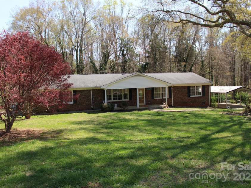 3168 Woodland Hills Drive, Clover, SC 29710.  MLS# CAR4230804, YatesRealty ID 3582. 