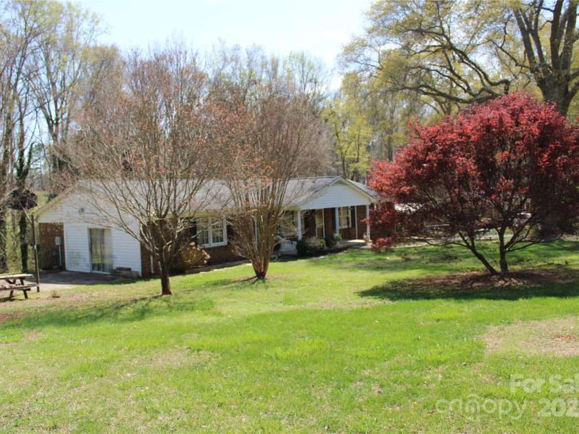 3168 Woodland Hills Drive, Clover, SC 29710.  MLS# CAR4230804, YatesRealty ID 3582. 