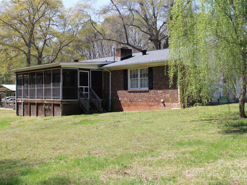 3168 Woodland Hills Drive, Clover, SC 29710.  MLS# CAR4230804, YatesRealty ID 3582. 