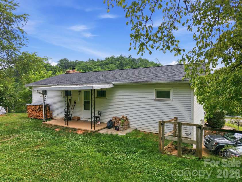 2034 Pisgah Drive, Canton, NC 28716.  MLS# CAR4398822, YatesRealty ID 35822. 