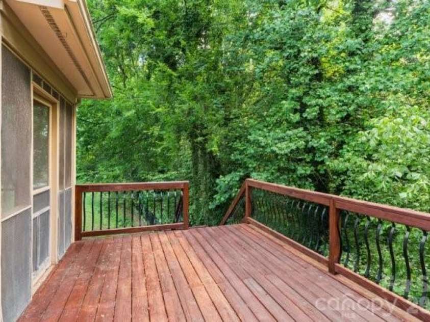 4013 Carlton Drive, Claremont, NC 28610.  MLS# CAR4381892, YatesRealty ID 35823. 