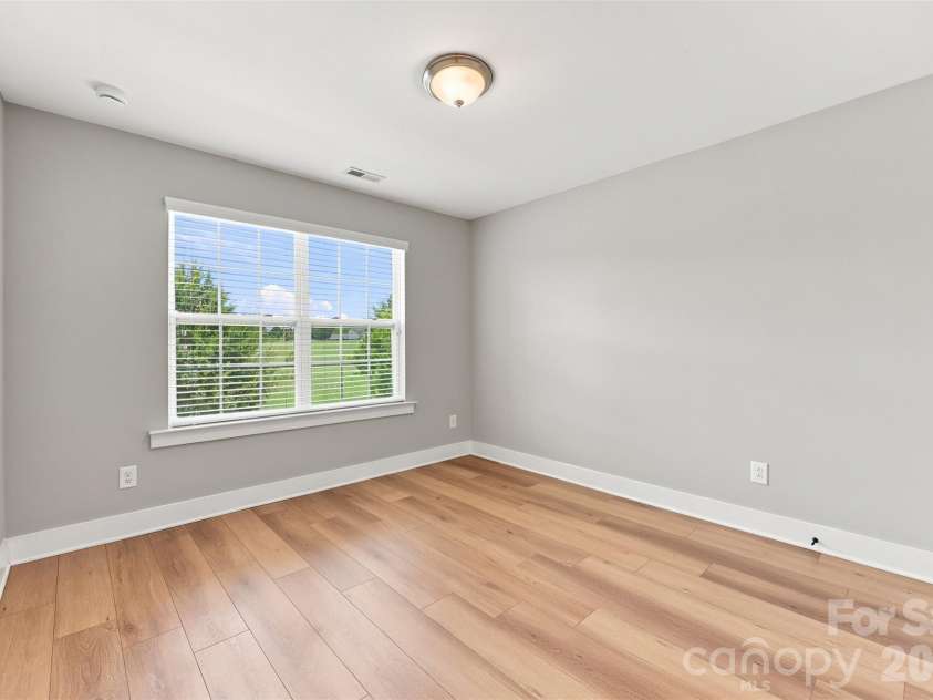 2104 Woodward Avenue, Charlotte, NC 28206.  MLS# CAR4392627, YatesRealty ID 35826. 