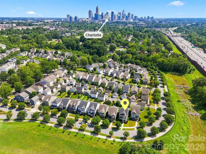 2104 Woodward Avenue, Charlotte, NC 28206.  MLS# CAR4392627, YatesRealty ID 35826. 